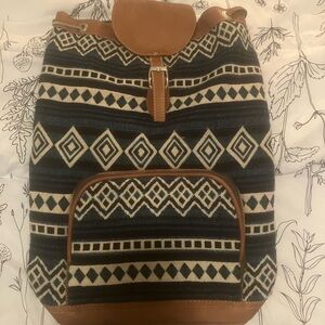 Geometric Patterned Backpack - Black and Tan